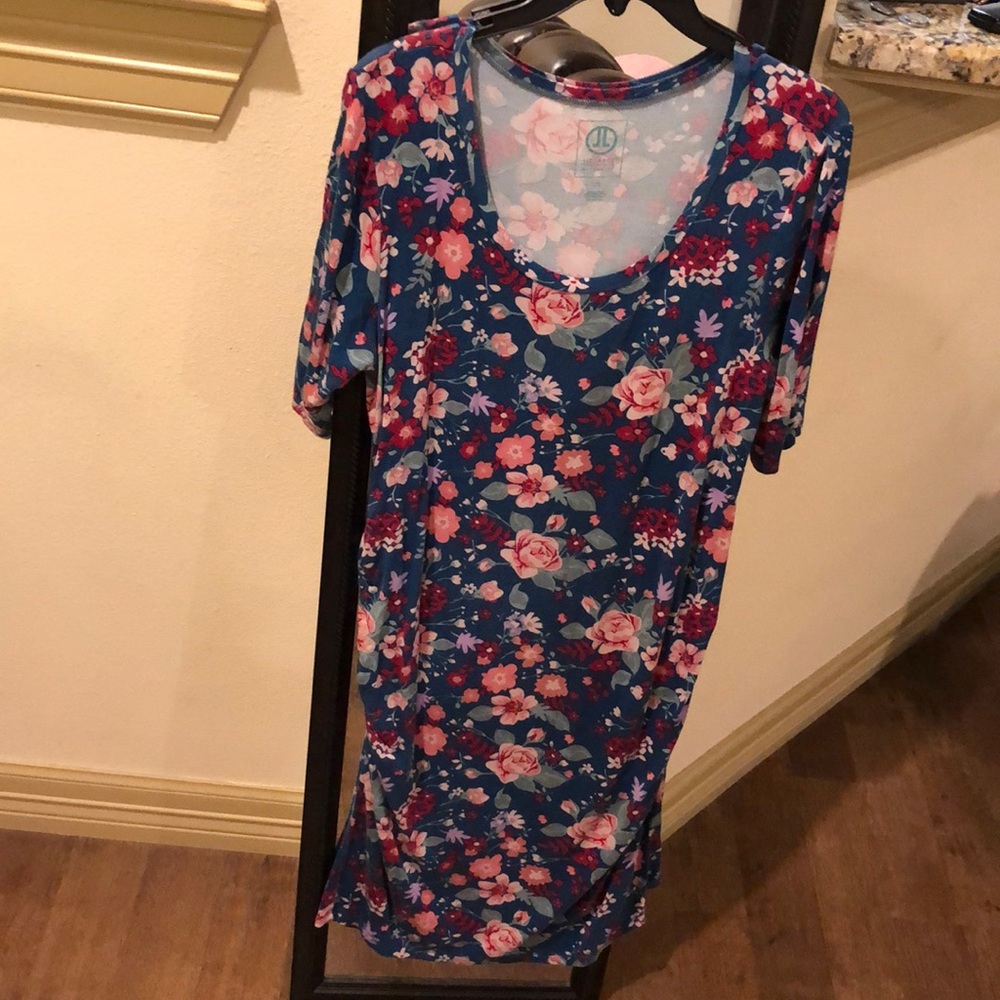 Maternity dress